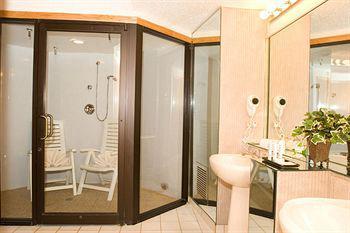 Sybaris Pool Suites Frankfort - Adults Only Екстер'єр фото