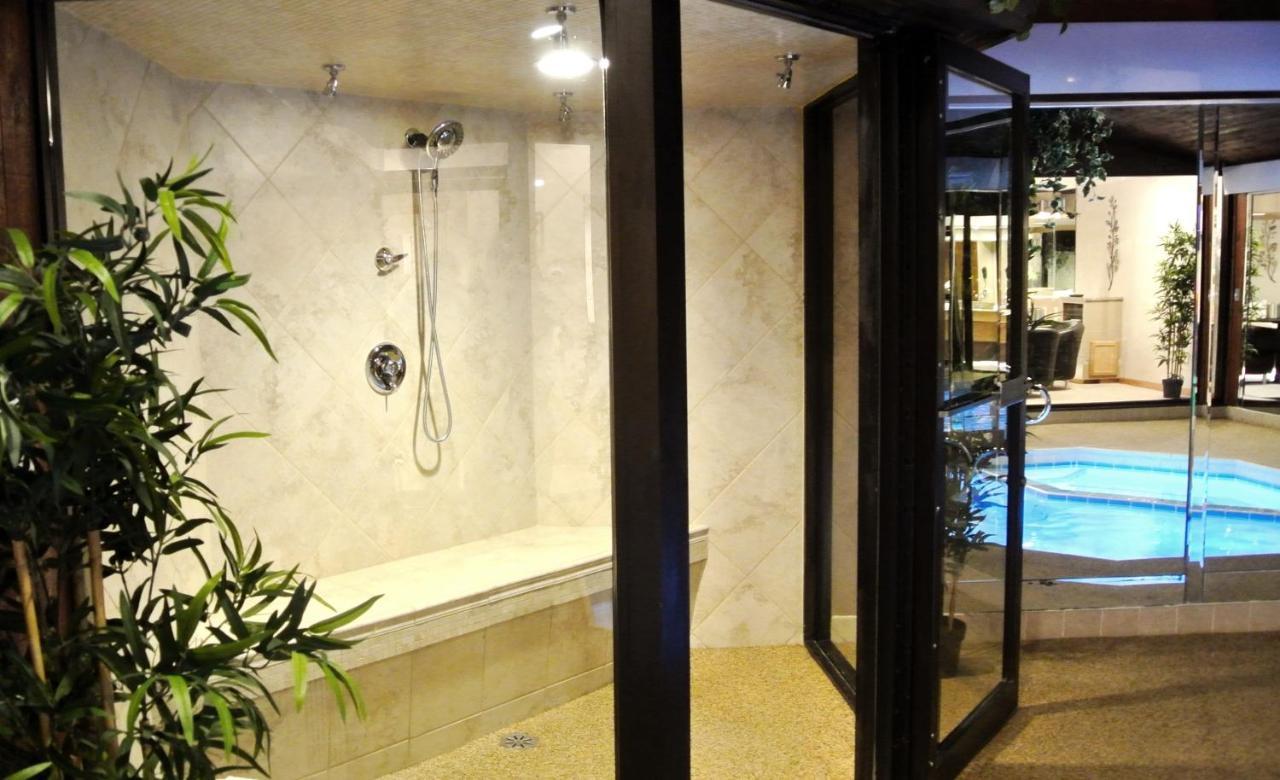 Sybaris Pool Suites Frankfort - Adults Only Екстер'єр фото
