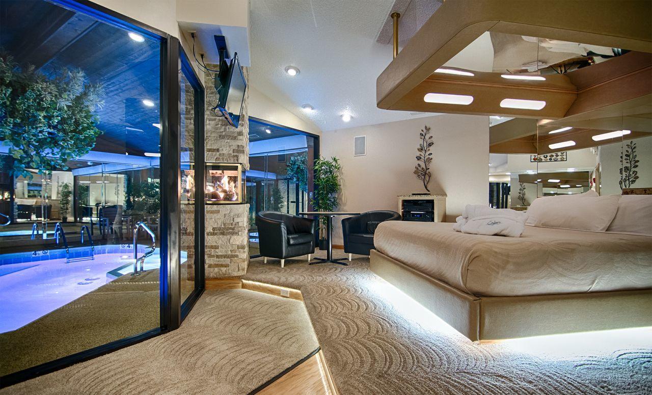 Sybaris Pool Suites Frankfort - Adults Only Екстер'єр фото